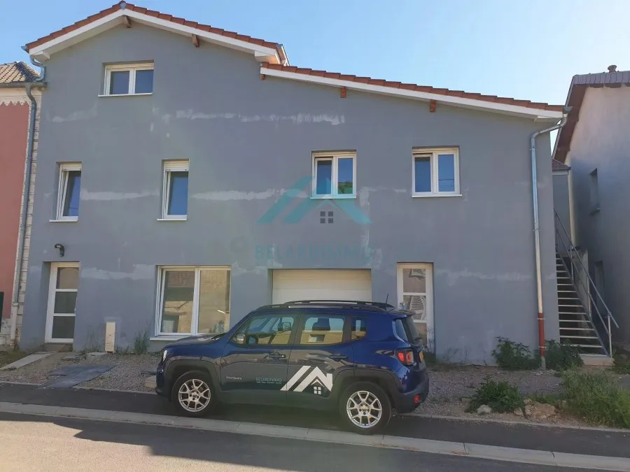 Immeuble de rapport 5 pièces 100 m² - Photo 1