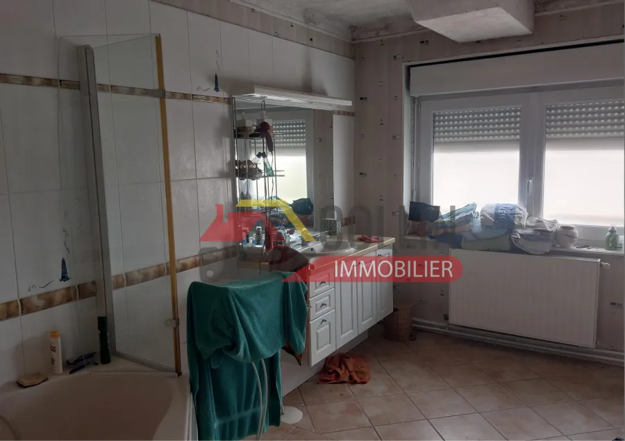 Immeuble 8 pièces 450 m² - Photo 1