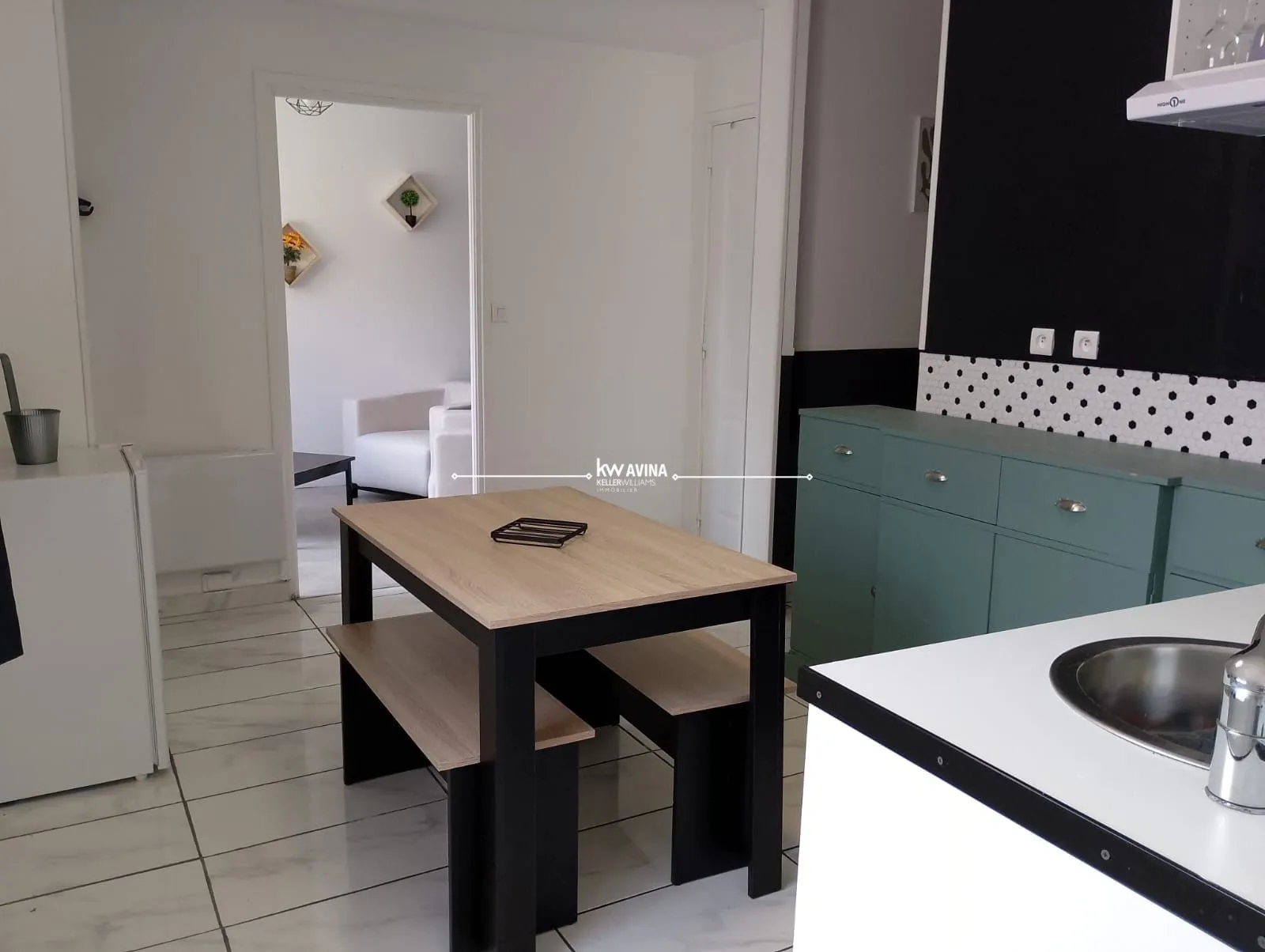 ensemble immobilier de 7 logements et 5 garages (300 m²) à NOEUX LES MINES - Photo 1