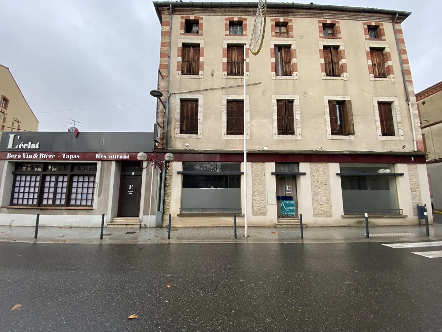Carmaux, immeuble mixte de 889 m² - Photo 1