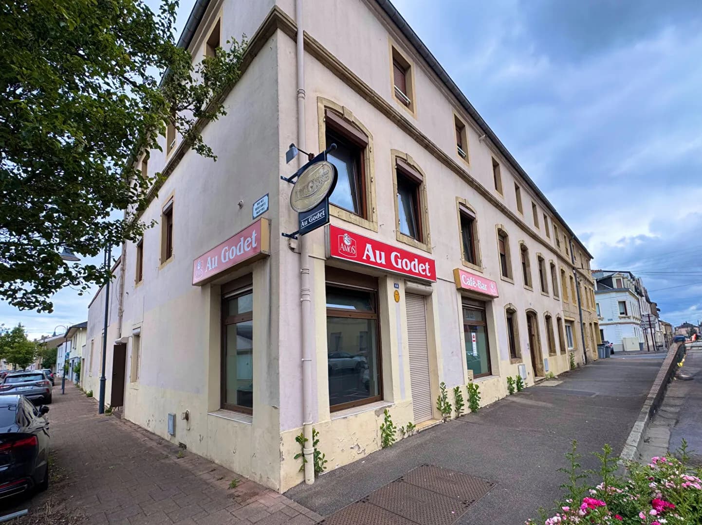 Immeuble de caractère à potentiel (local + habitation) - Yutz quartier Mairie - Photo 1