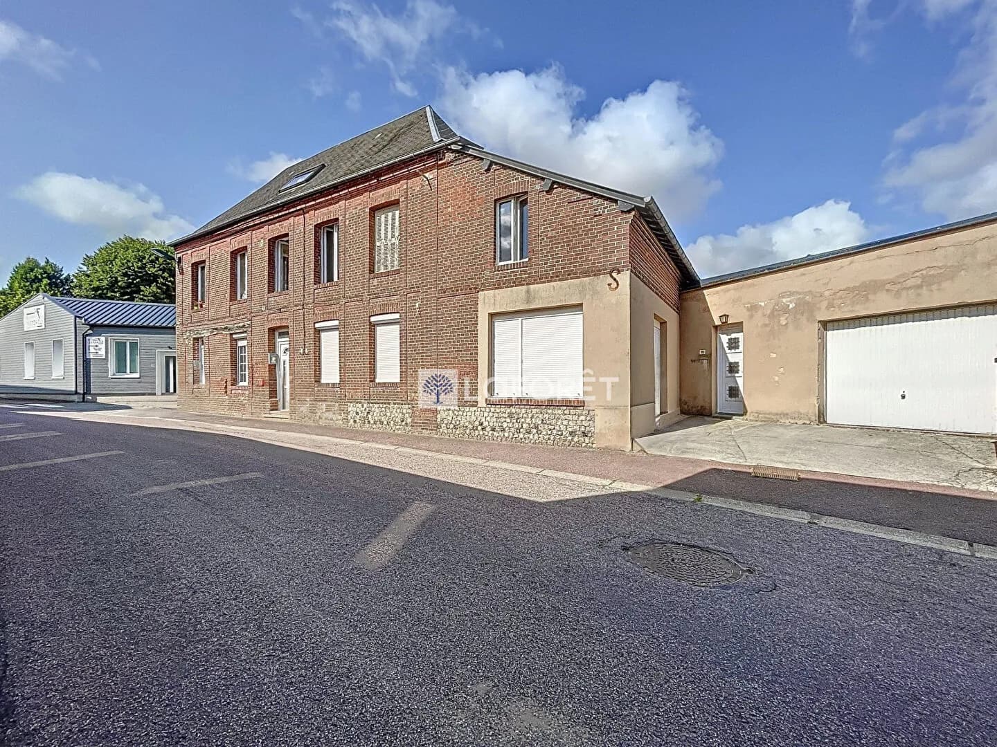 Immeuble de rapport 185 m² - Photo 1