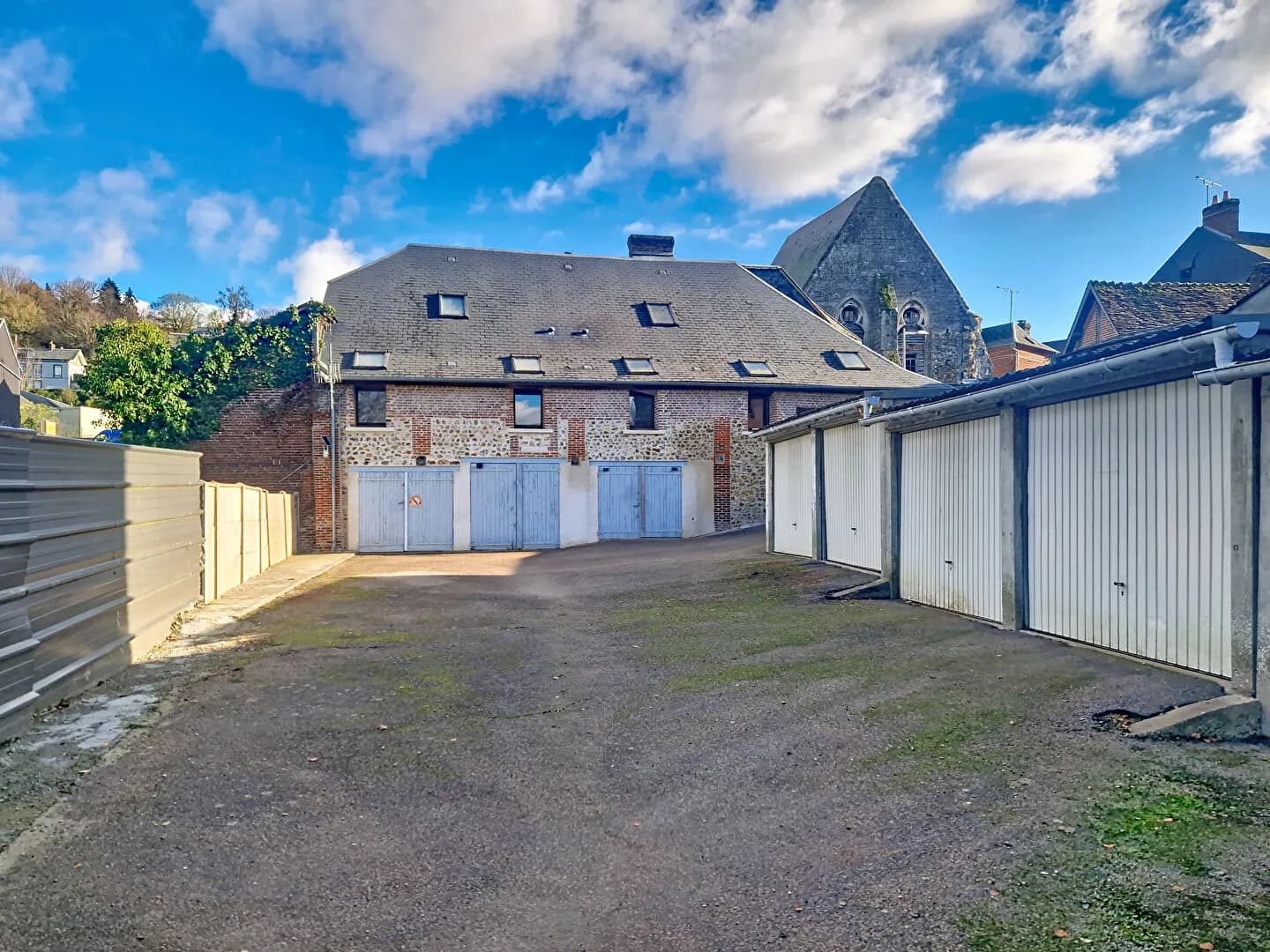 Immeuble de rapport 5 pièces 59 m² - Photo 1
