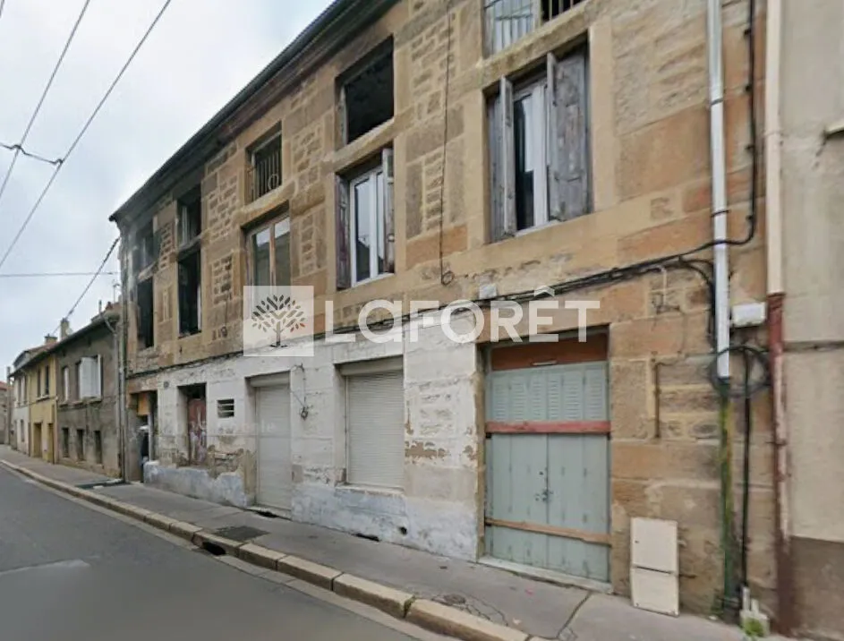 Immeuble 306 m² - Photo 1