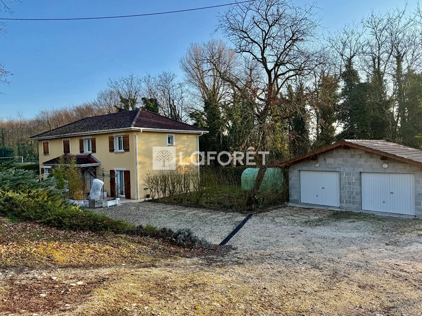 Immeuble 12 pièces 192 m² - Photo 1