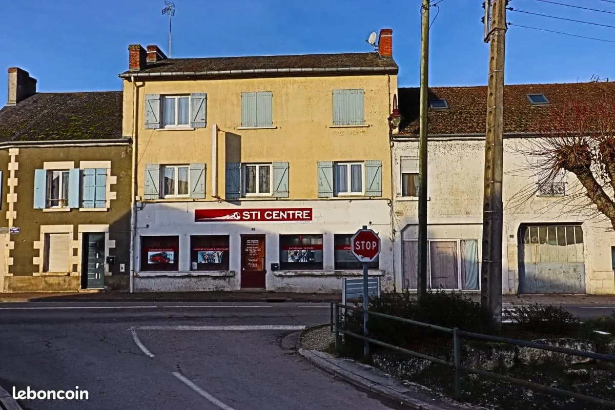 Immeuble de rapport 228 m² - Photo 1