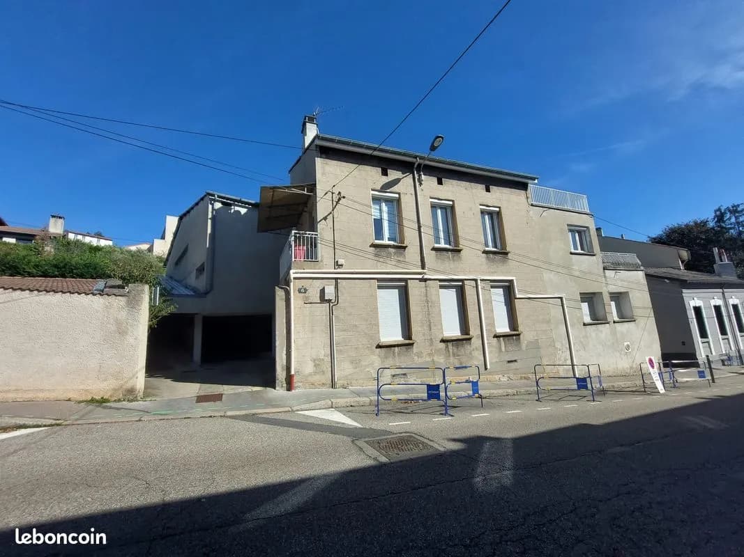 Immeuble de rapport 215 m² - Photo 1