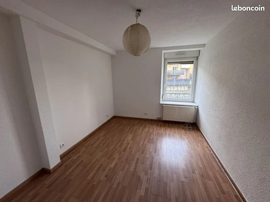 Immeuble 370 m² - Photo 1