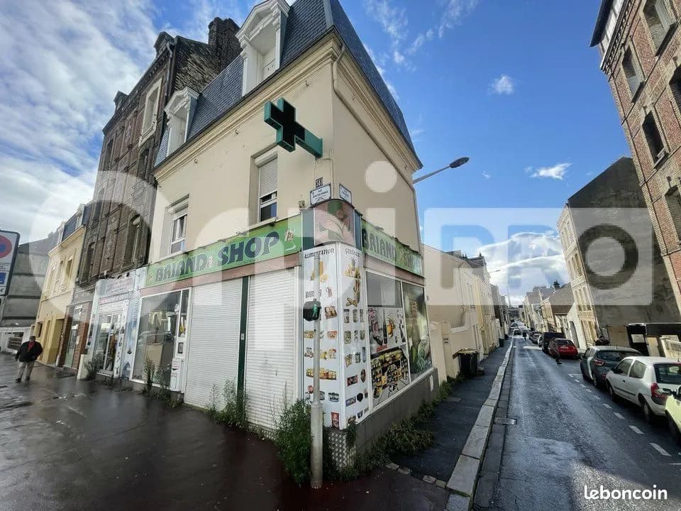 Local commercial 194 m² - Photo 1
