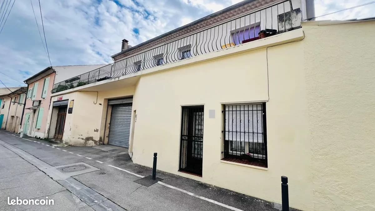 Immeuble de rapport 12 pièces 344 m² - Photo 1