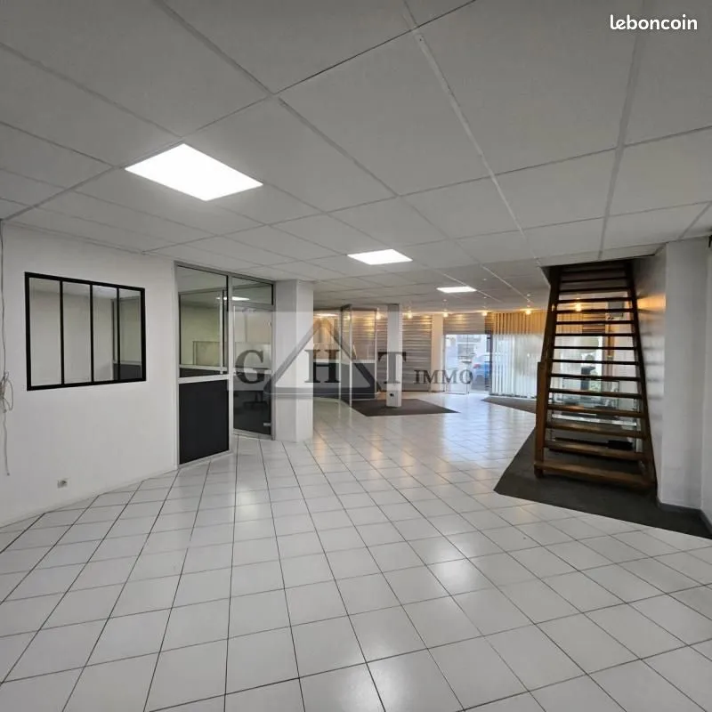 Immeuble 508 m² - Photo 1