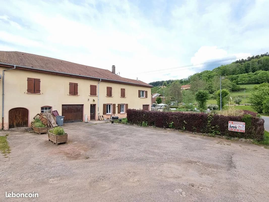 Immeuble de rapport 12 pièces 319 m² - Photo 1