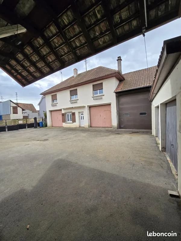 Vente d'un ensemble immobilier a bollwiller de 330 m2 - Photo 1