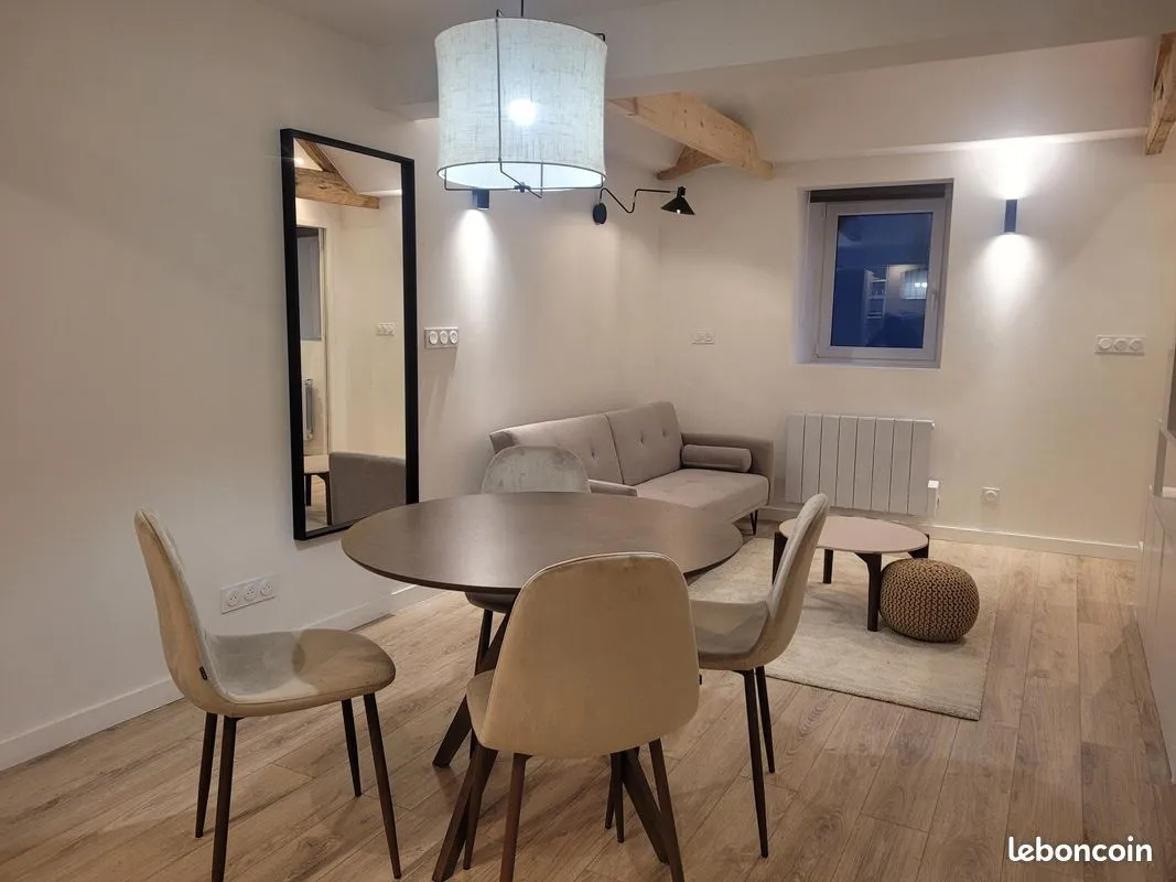 Immeuble 250 m² - Photo 1