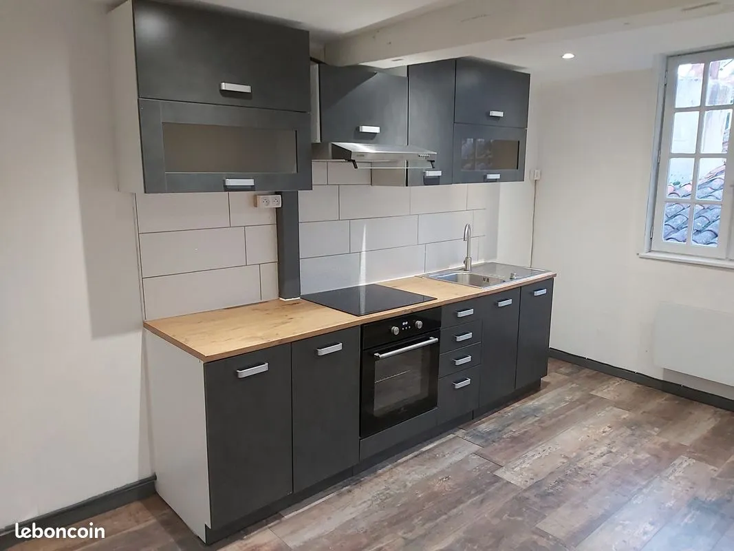 Immeuble 13 pièces 220 m² - Photo 1