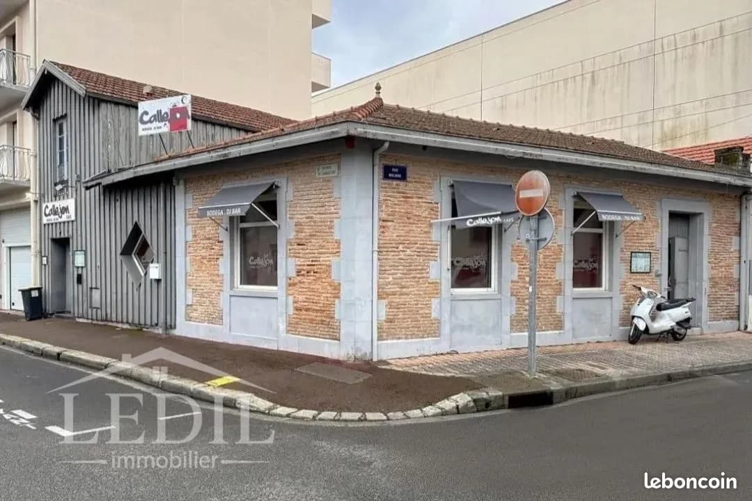 Immeuble 120 m² - Photo 1