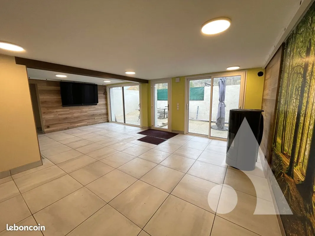 Immeuble 8 pièces 450 m² - Photo 1