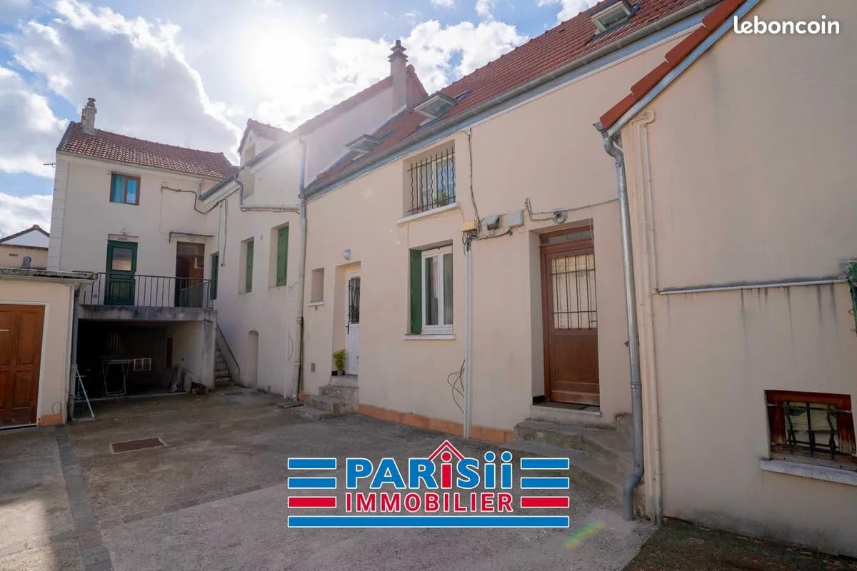 Immeuble 17 pièces 310 m² - Photo 1