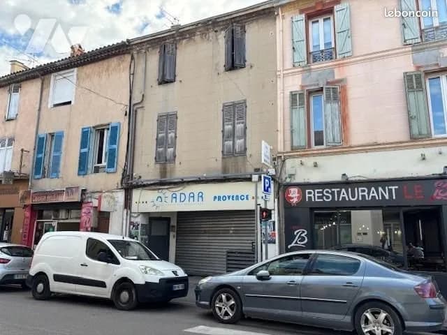 Immeuble 192 m² - Photo 1
