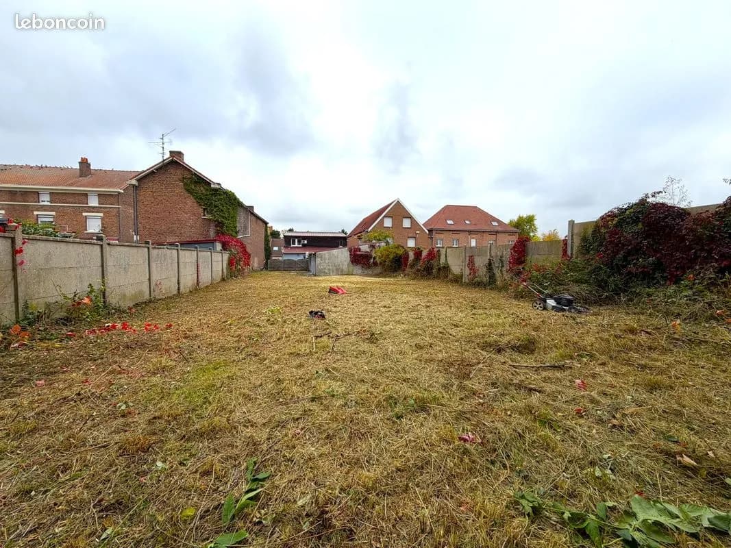 Immeuble de rapport 5 pièces 254 m² - Photo 1
