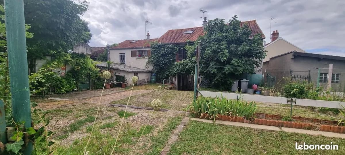 Immeuble 10 pièces 227 m² - Photo 1