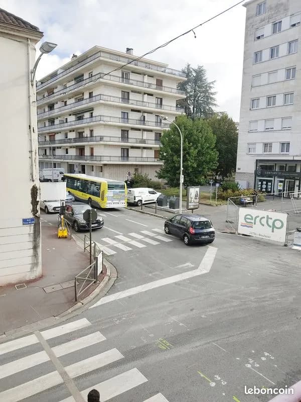 Immeuble 110 m² - Photo 1