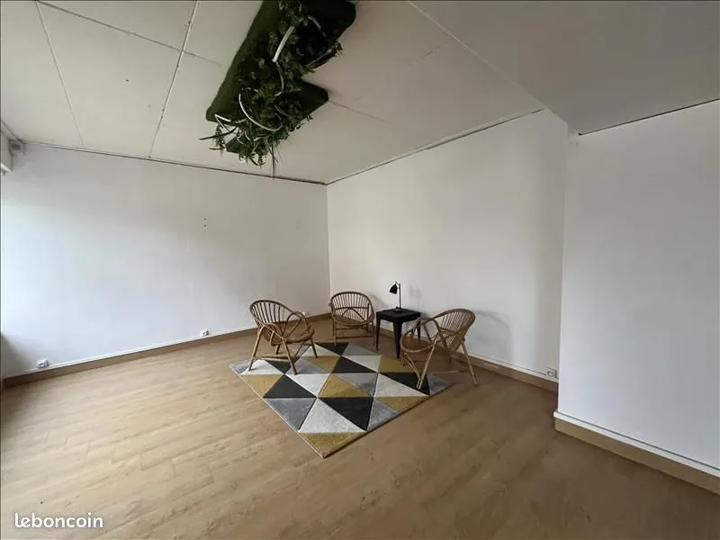 Immeuble 100 m² - Photo 1