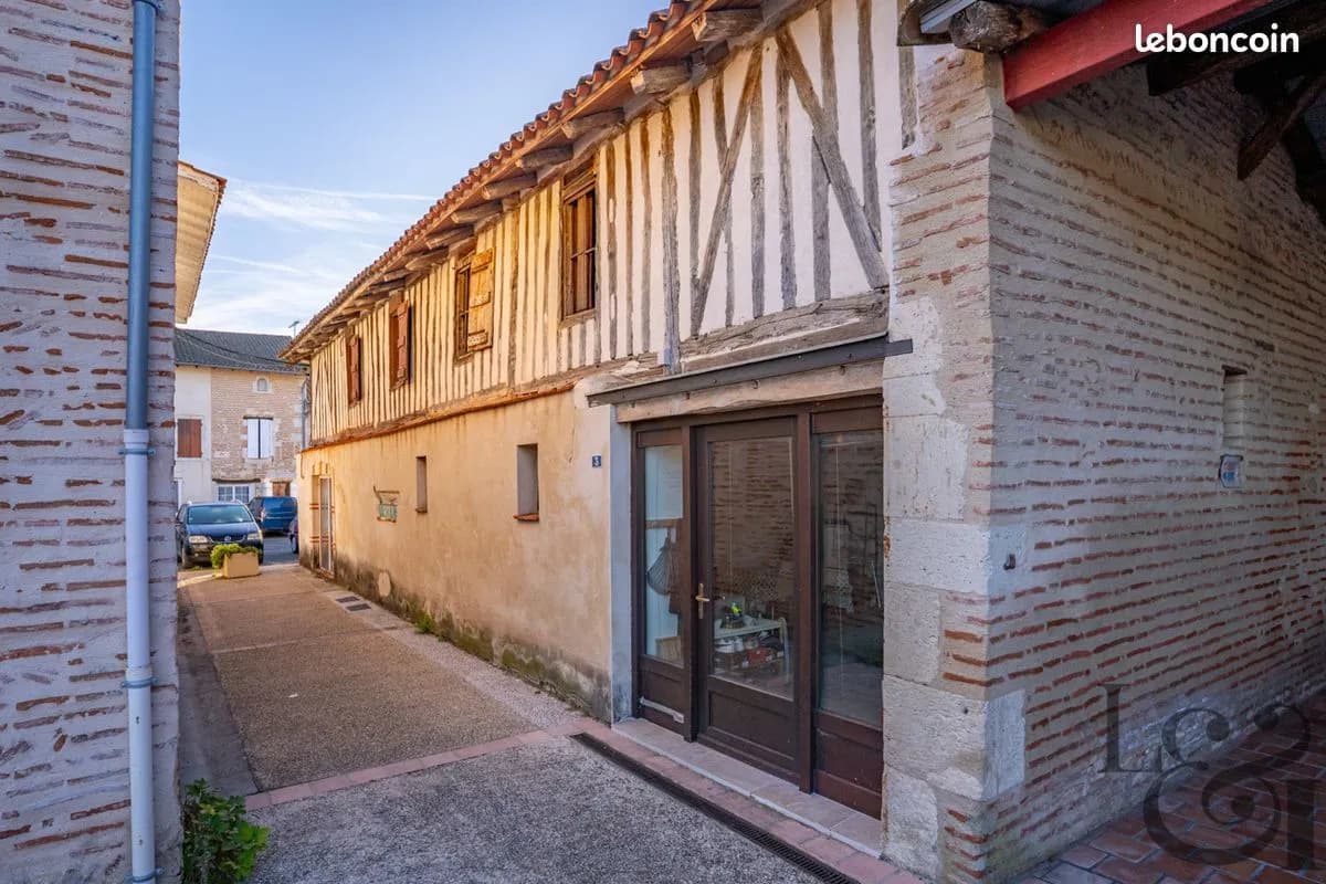 Immeuble 16 pièces 304 m² - Photo 1