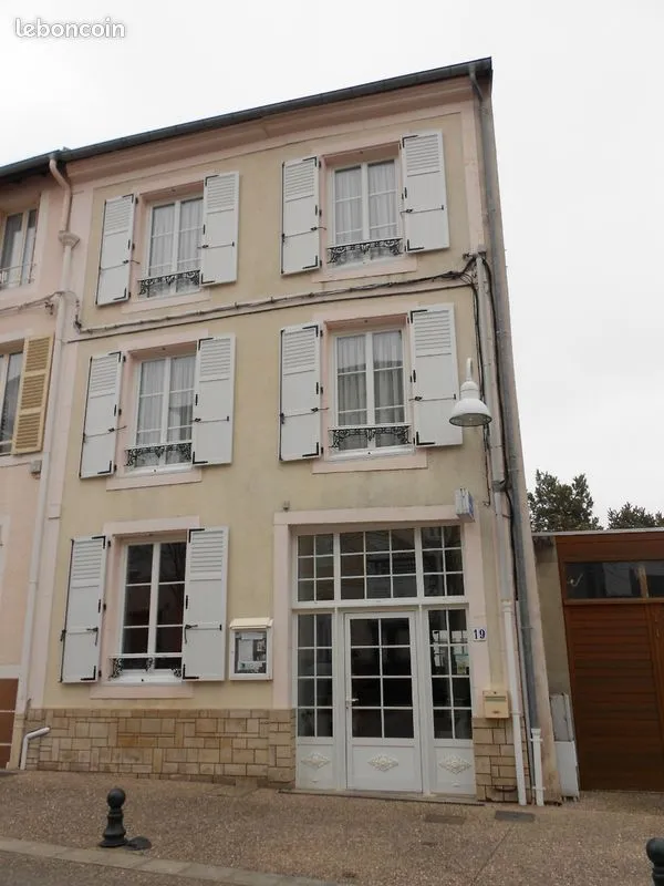 Immeuble 15 pièces 560 m² - Photo 1