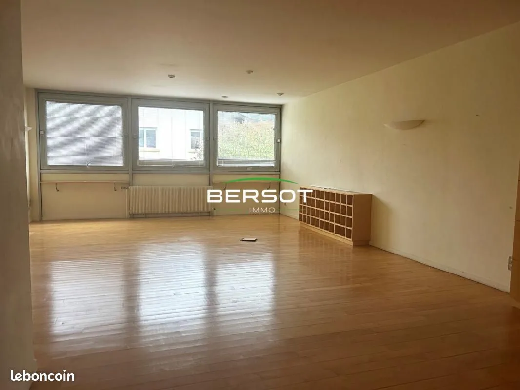 Immeuble 1300 m² - Photo 1