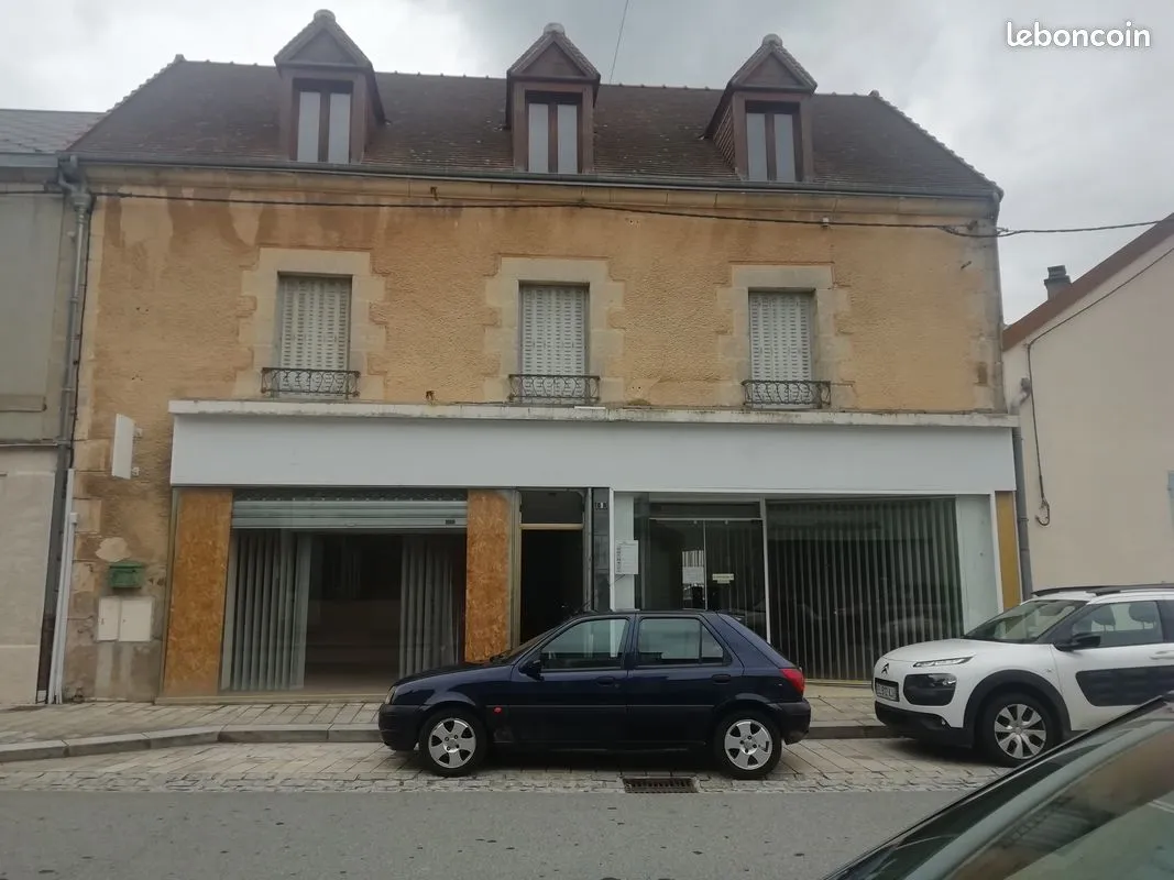 Immeuble 6 pièces 240 m² - Photo 1