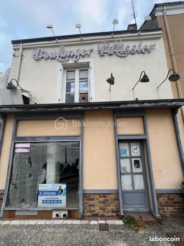 Immeuble 222 m² - Photo 1