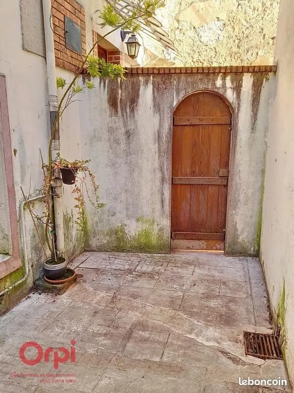Immeuble 108 m² - Photo 1