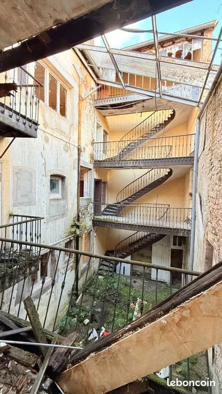 Immeuble de rapport 370 m² - Photo 1