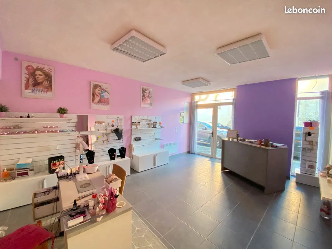 Immeuble 2 pièces 77 m² - Photo 1