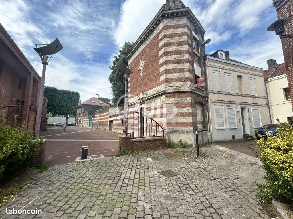 Immeuble 140 m² - Photo 1