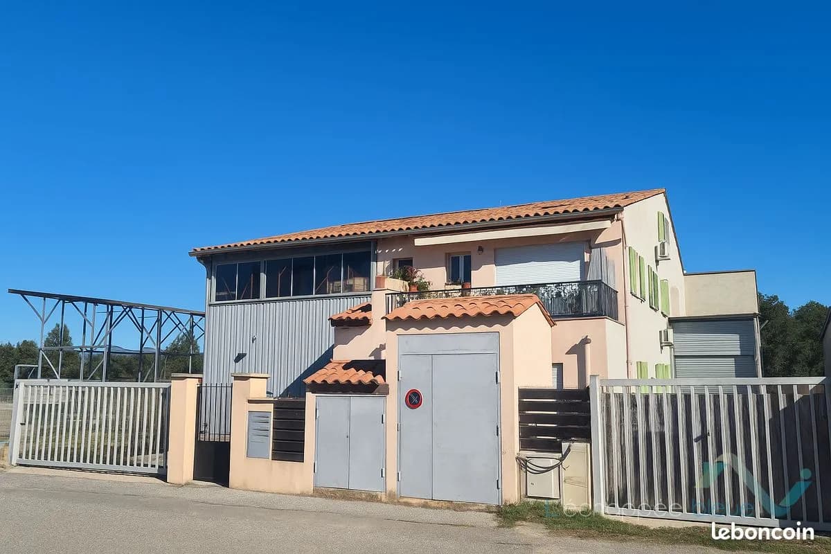 Immeuble 10 pièces 1171 m² - Photo 1