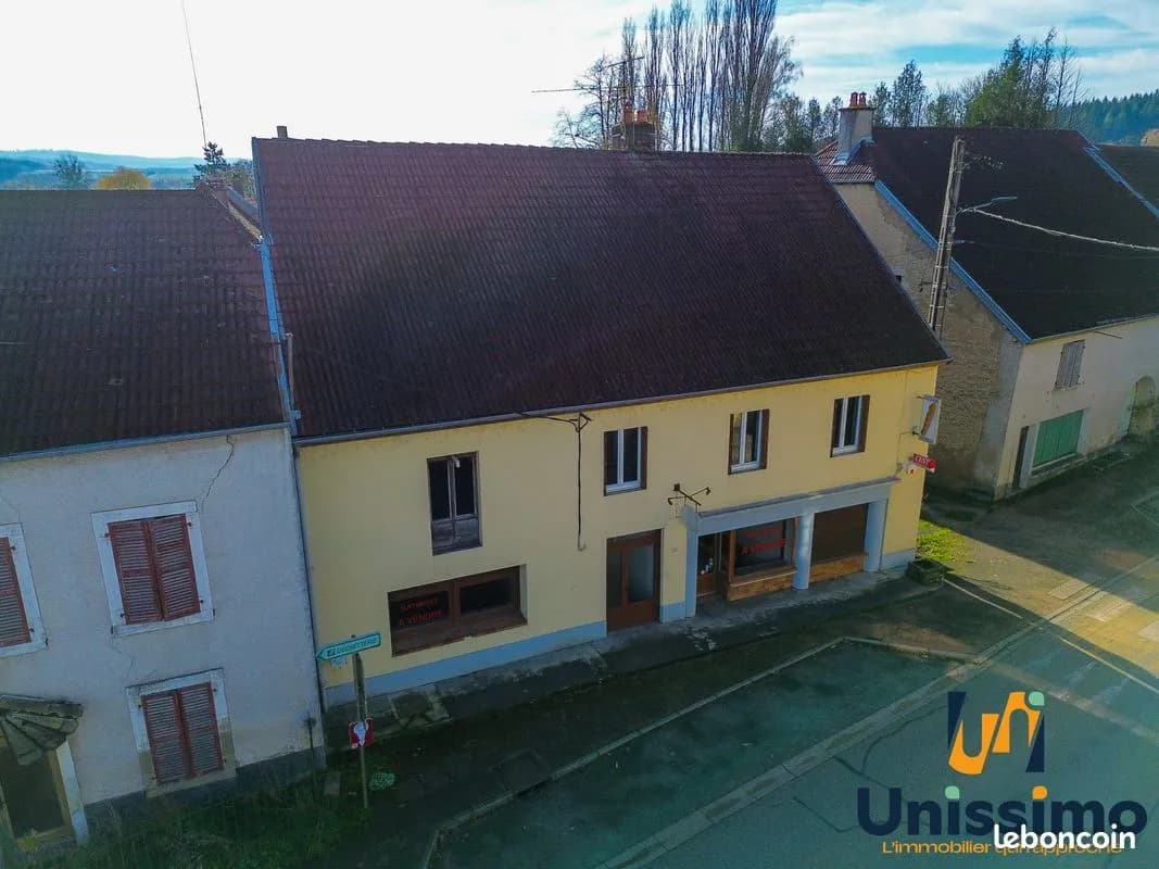 Immeuble 220 m² - Photo 1