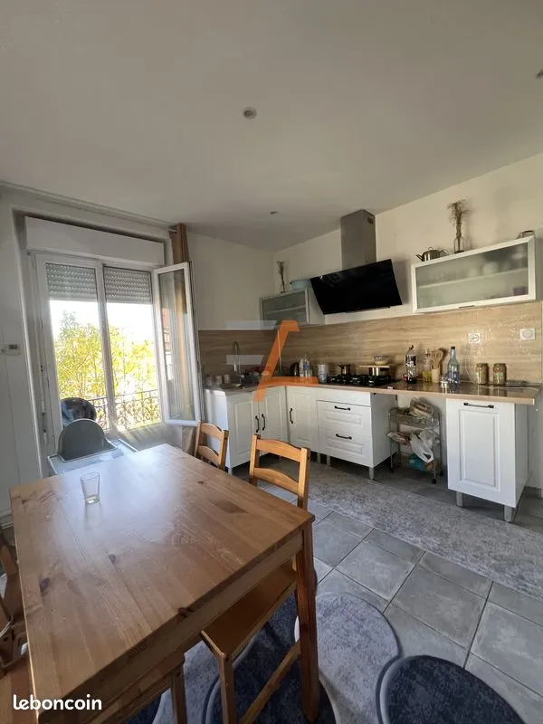 Immeuble 263 m² - Photo 1