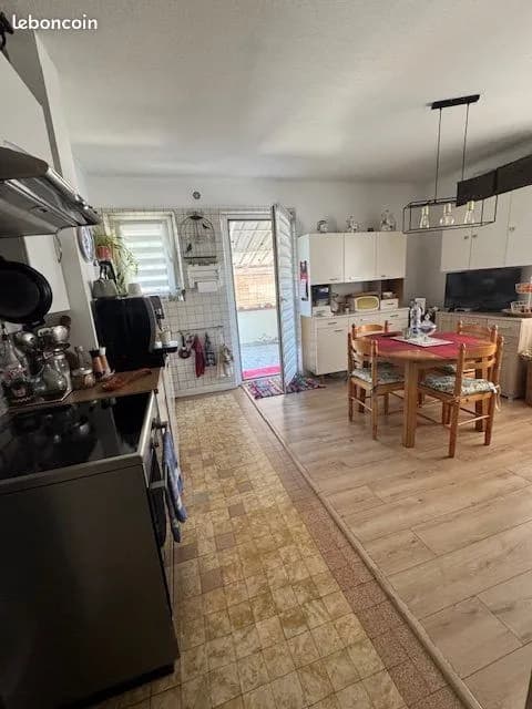 Immeuble 155 m² - Photo 1