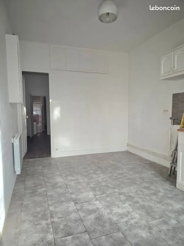 Immeuble 1 pièce 160 m² - Photo 1