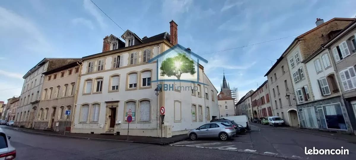 Immeuble 245 m² - Photo 1