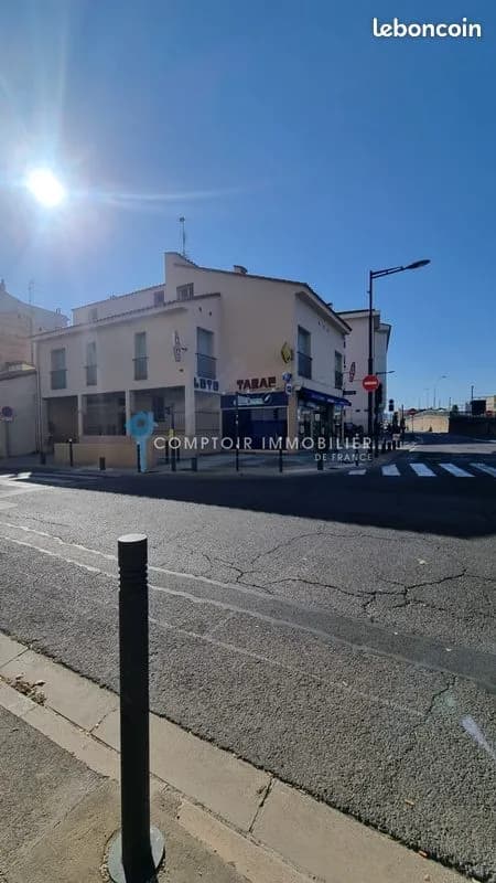 Immeuble 288 m² - Photo 1