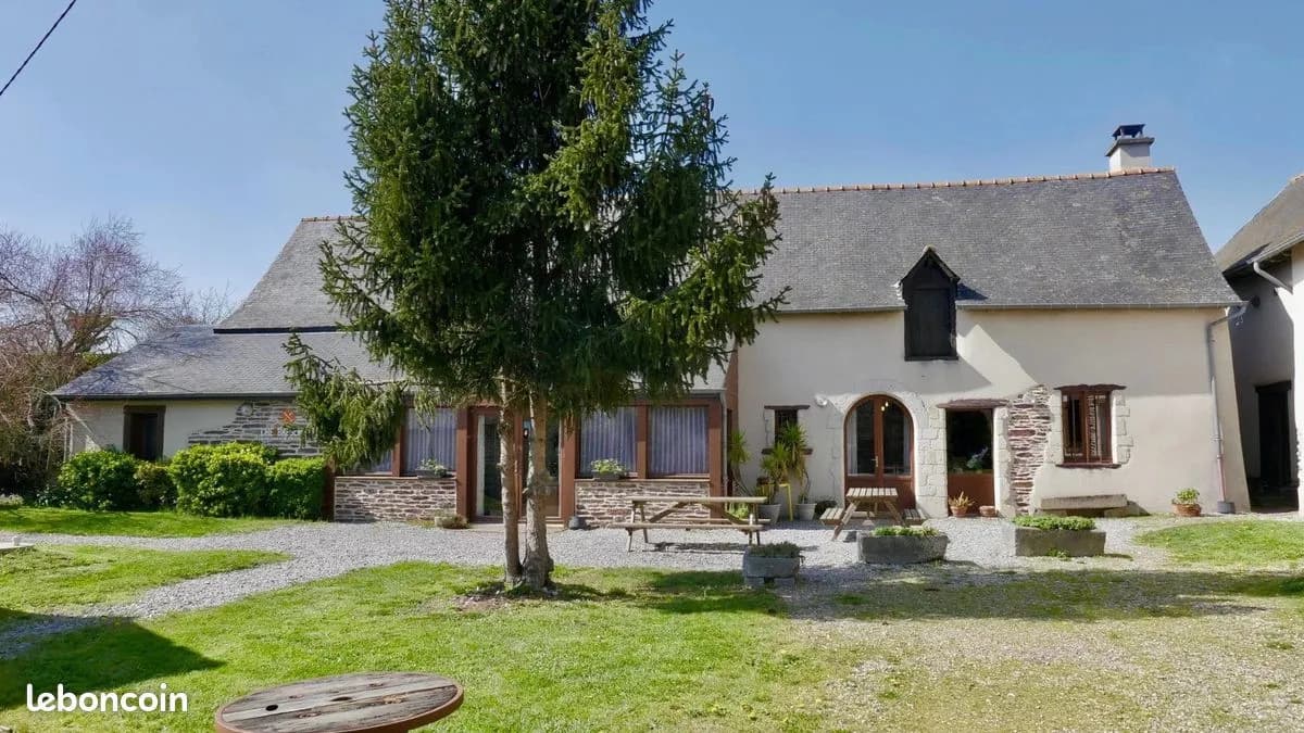 Immeuble de rapport 375 m² - Photo 1