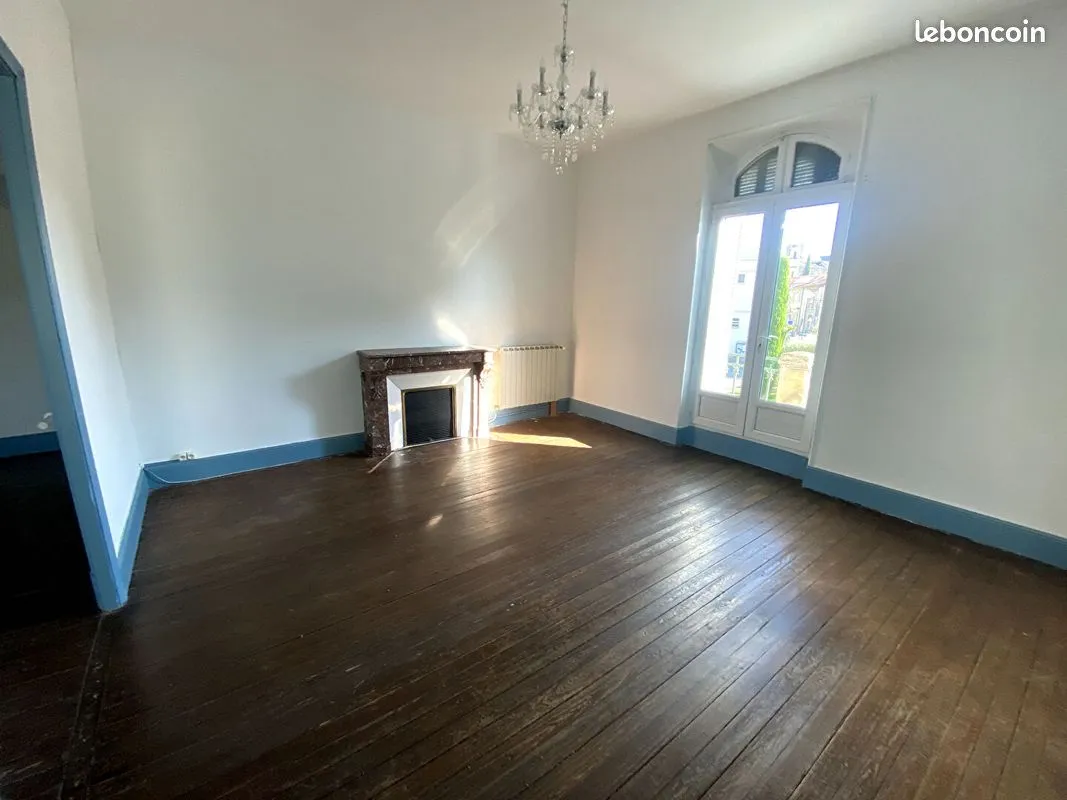 Immeuble 10 pièces 338 m² - Photo 1