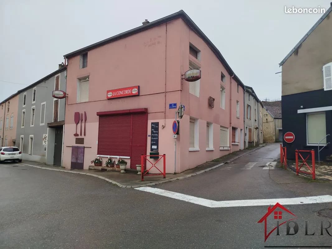 Immeuble 190 m² - Photo 1