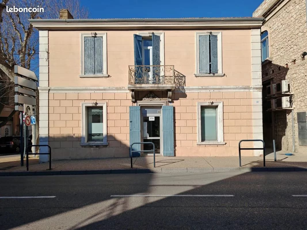 Immeuble bourgeois de caractère - Photo 1