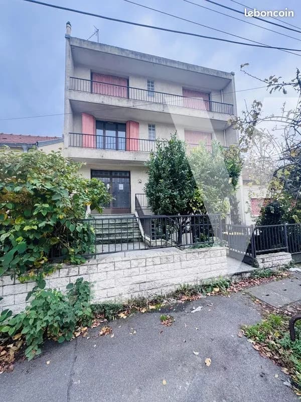 Immeuble 388 m² - Photo 1