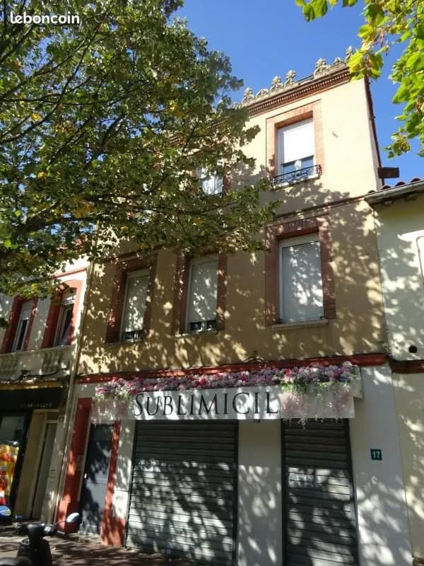 Immeuble 222 m² - Photo 1