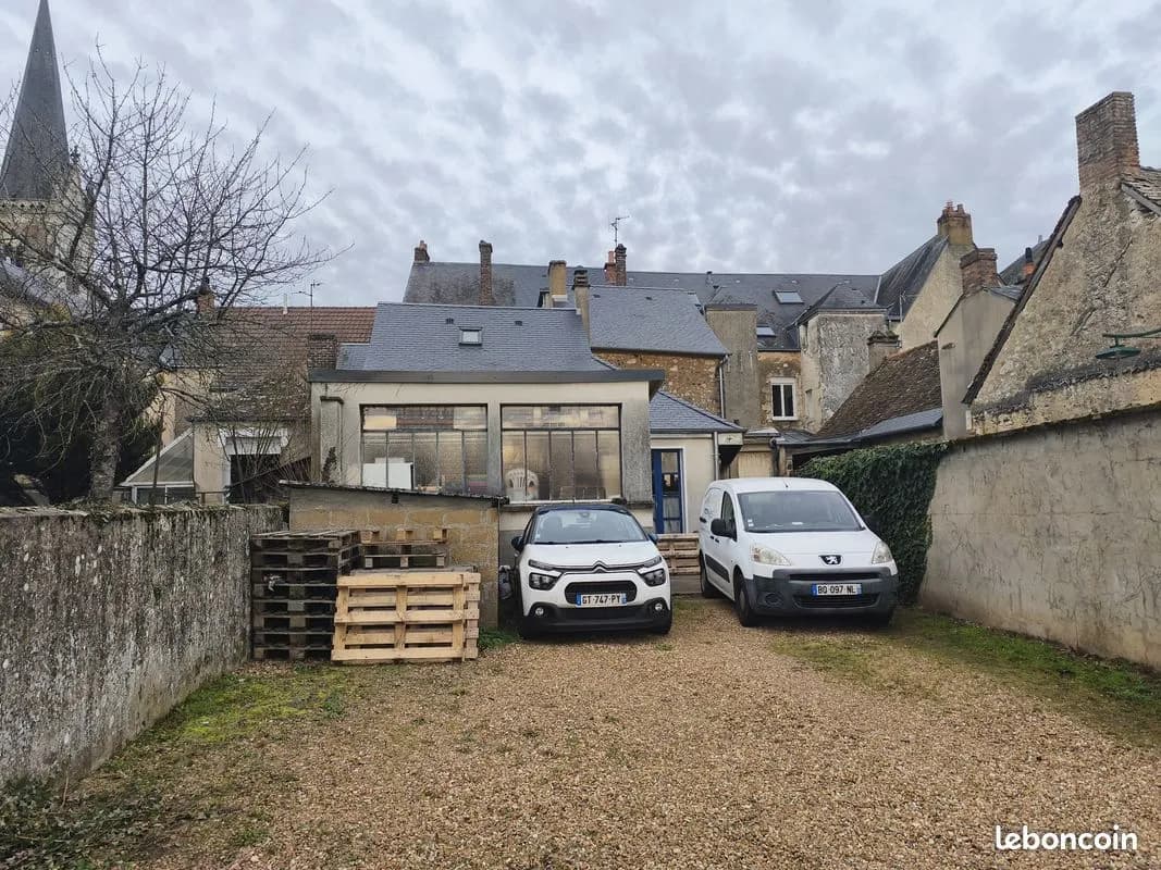 Immeuble de rapport 177 m² - Photo 1